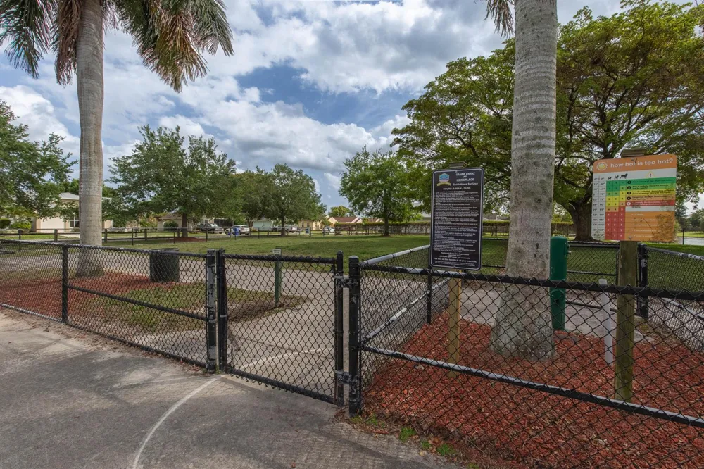 1240 Grandview Circle Royal Palm Beach, FL 33411