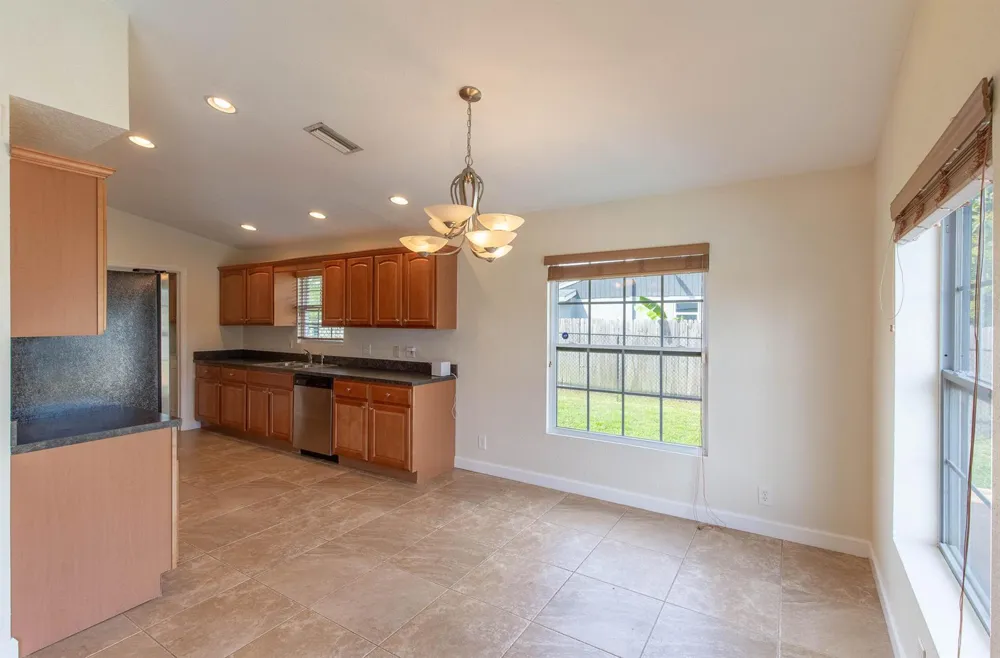 1240 Grandview Circle Royal Palm Beach, FL 33411