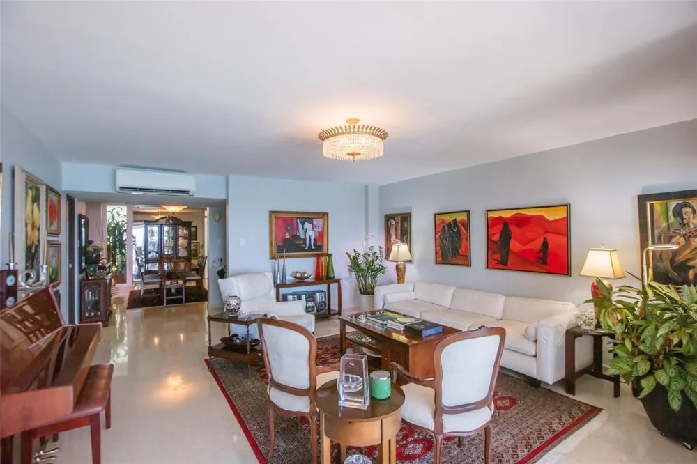 51 KING'S COURT STREET #9A San Juan, PR 00911