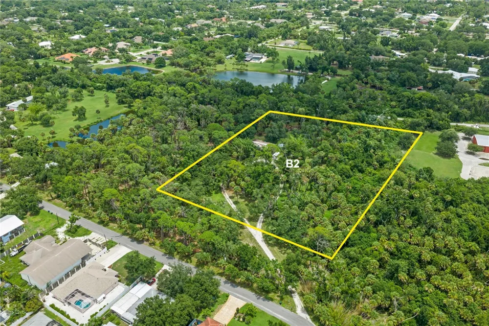1210 TWIN LAKES AVENUE Nokomis, FL 34275