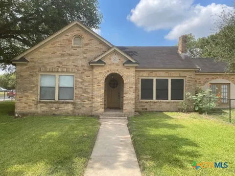 613 E Broadway Street #5