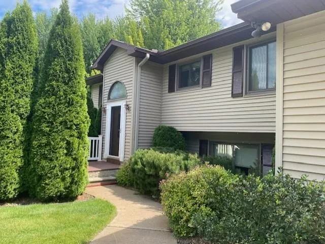 6845 W Harbor Drive Elk Rapids Township, MI 49629
