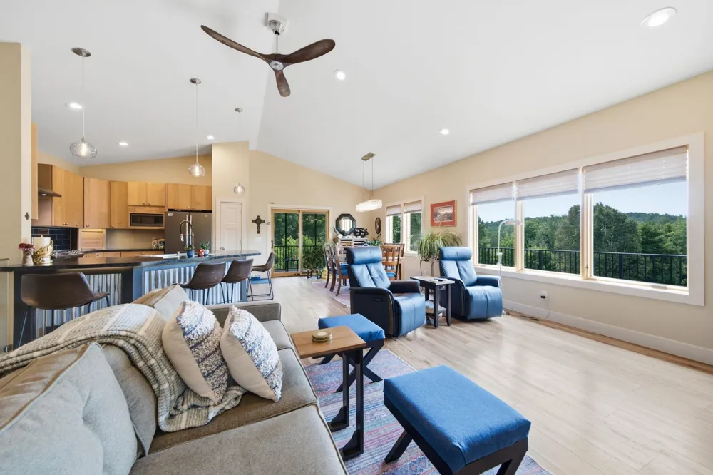 7684 Gerber Drive Leelanau Township, MI 49670