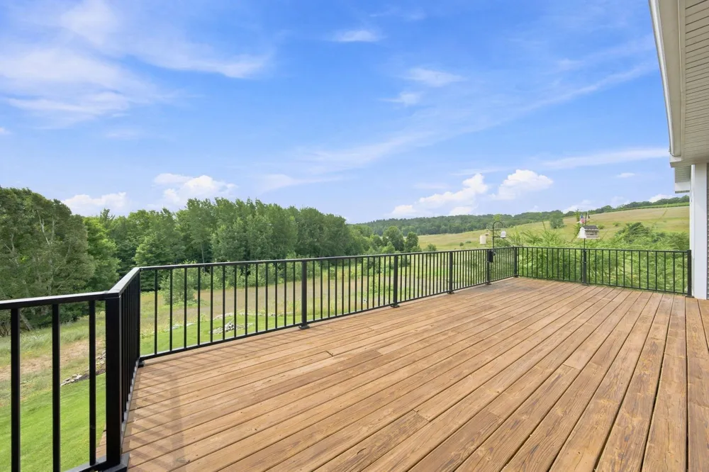 7684 Gerber Drive Leelanau Township, MI 49670