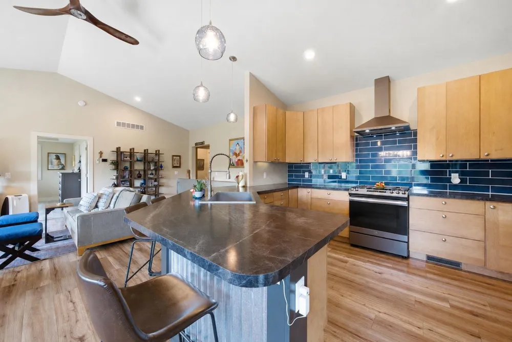 7684 Gerber Drive Leelanau Township, MI 49670