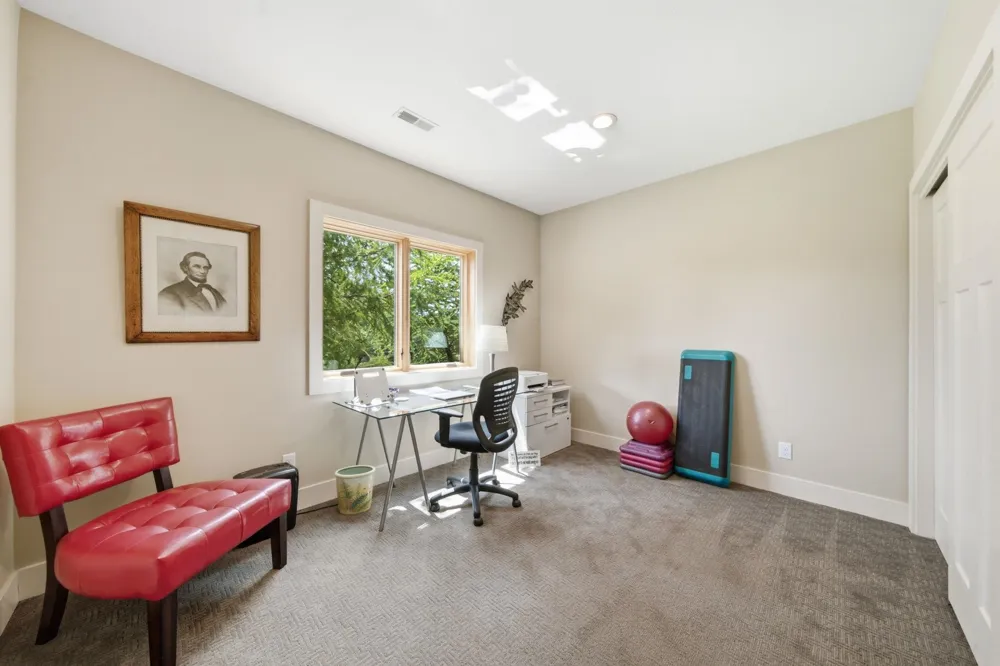 7684 Gerber Drive Leelanau Township, MI 49670