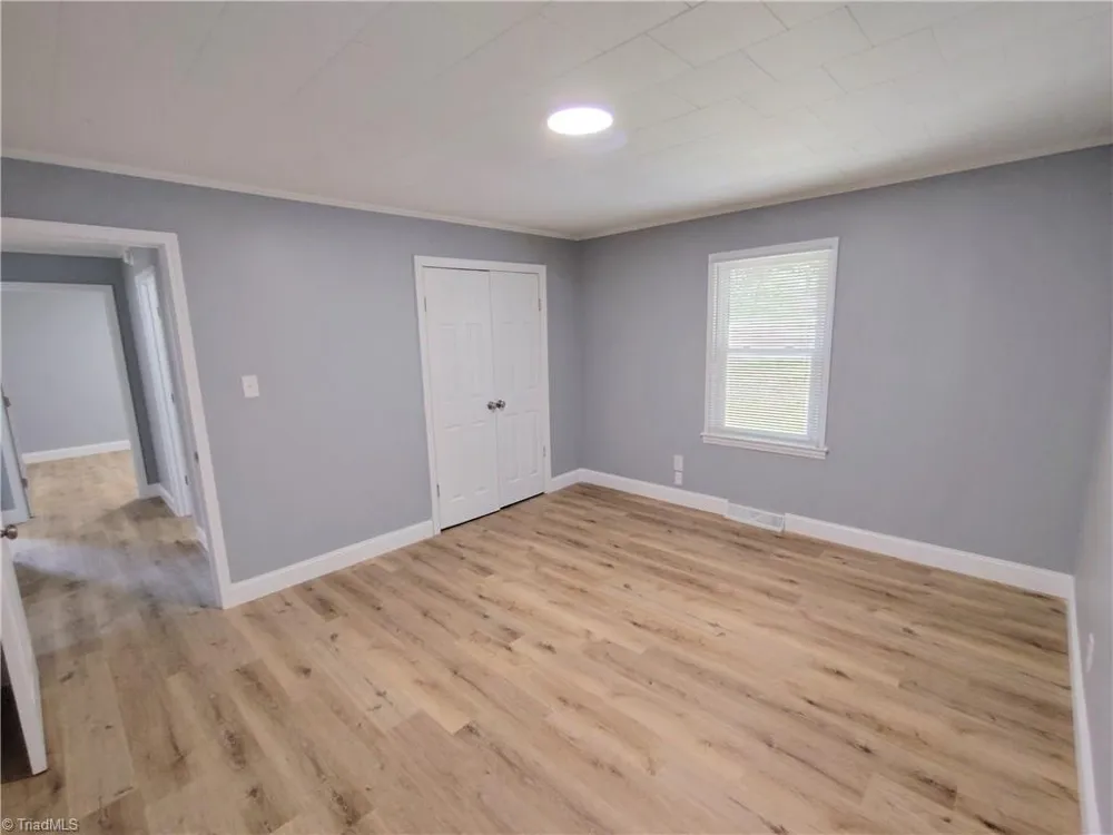 826 Graylyn Drive High Point, NC 27263
