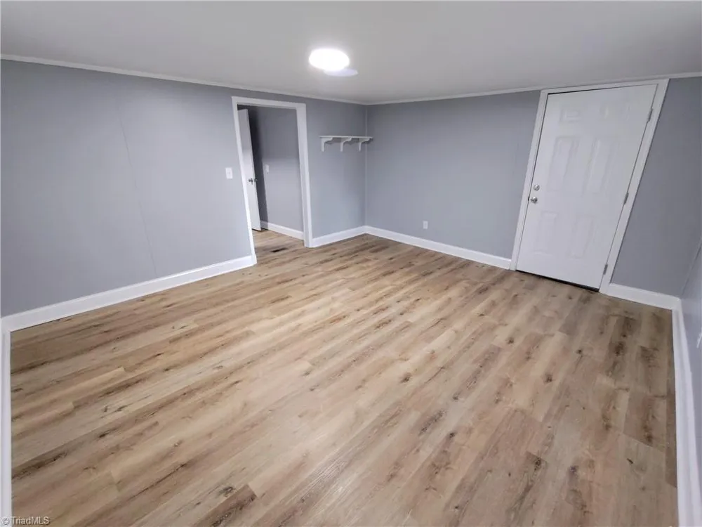 826 Graylyn Drive High Point, NC 27263