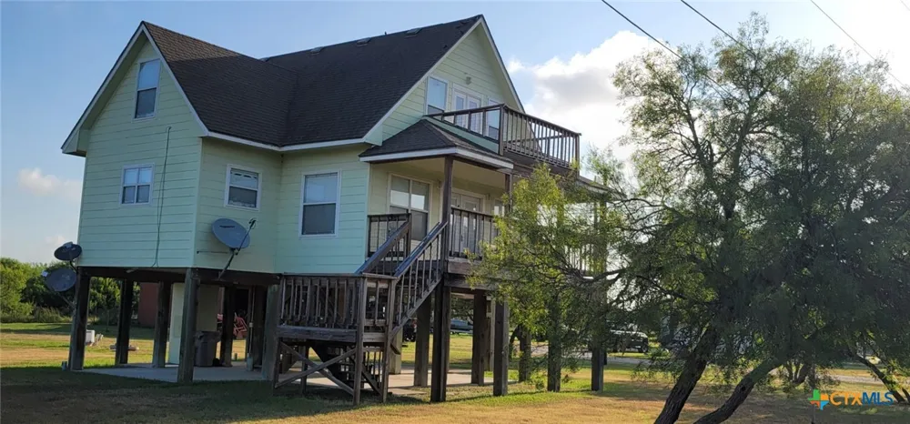 1690 Bierman Road Seadrift, TX 77983