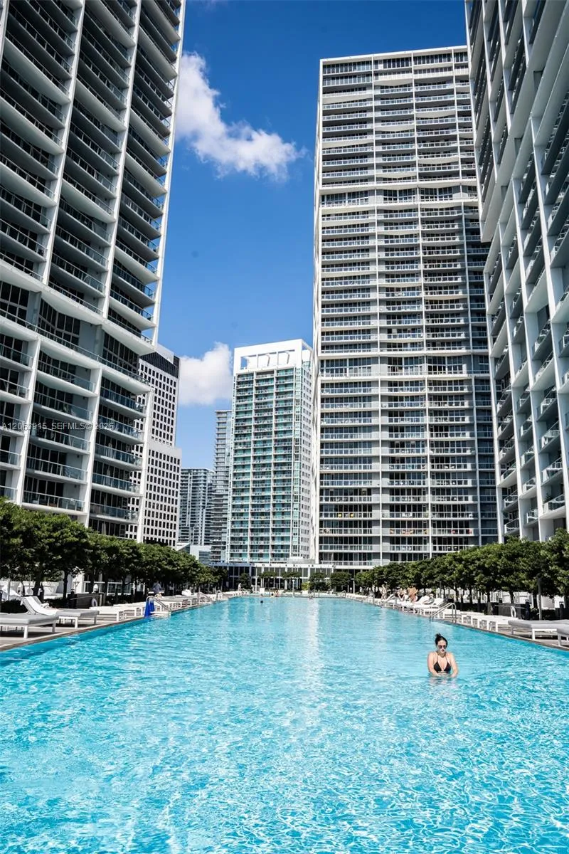 475 Brickell Ave #4511 Miami, FL 33131