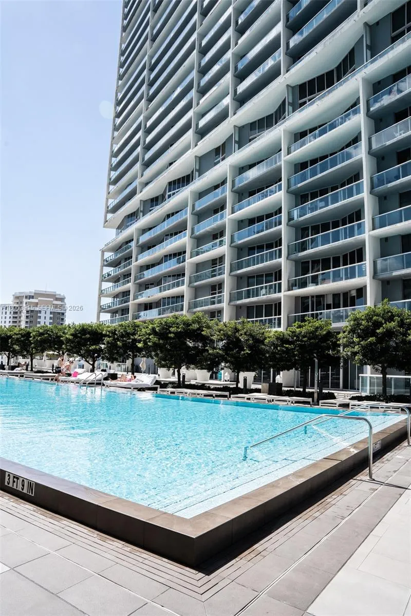 475 Brickell Ave #4511 Miami, FL 33131