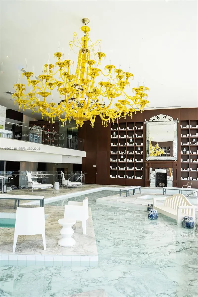 475 Brickell Ave #4511 Miami, FL 33131