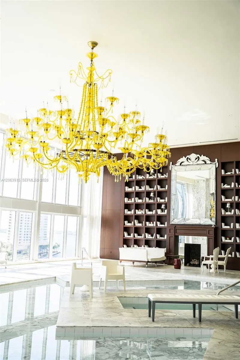 475 Brickell Ave #4511 Miami, FL 33131