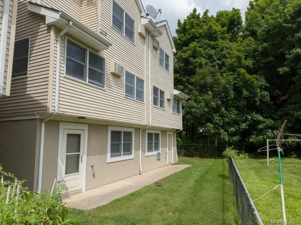 3 Prospect Gardens #3 Spring Valley, NY 10977