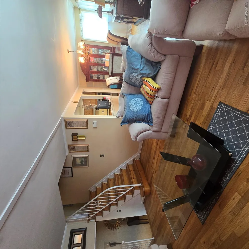 148 Cedar Street Valley Stream, NY 11580