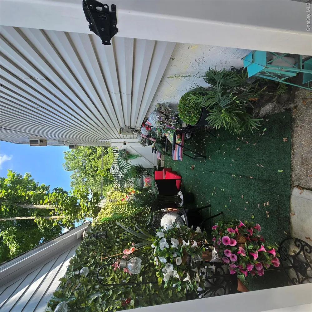 148 Cedar Street Valley Stream, NY 11580