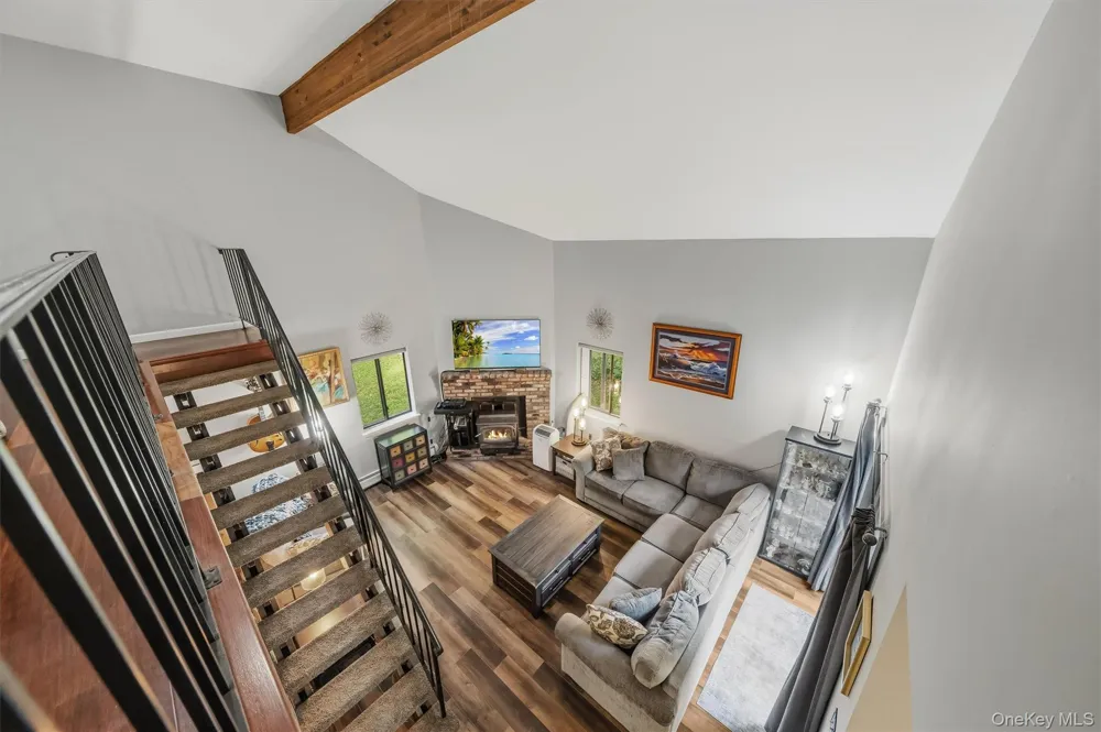 66 Whitetail Run Chester, NY 10918