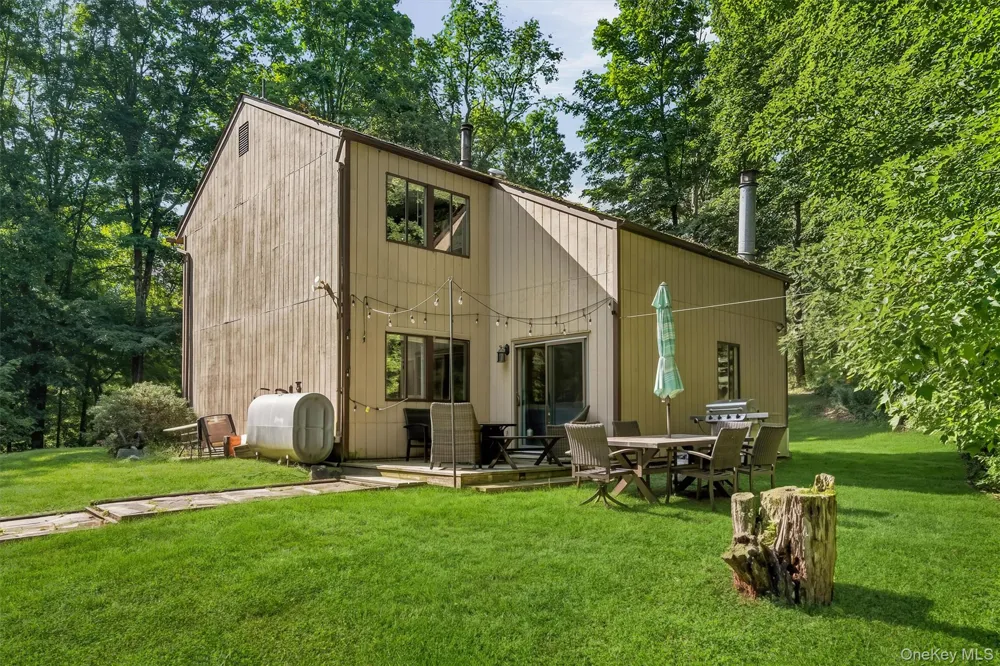 66 Whitetail Run Chester, NY 10918