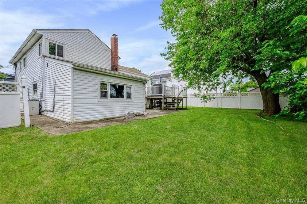 30 Cheshire Road Inwood, NY 11096