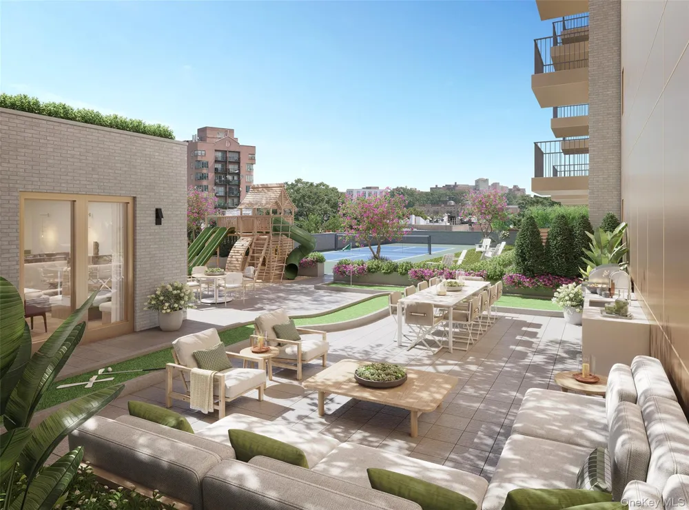 58-01 Queens Boulevard #10D Woodside, NY 11377