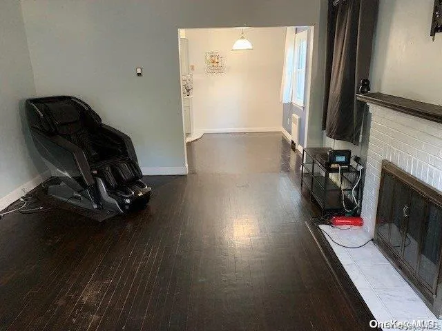 187 Perry Street Hempstead, NY 11550