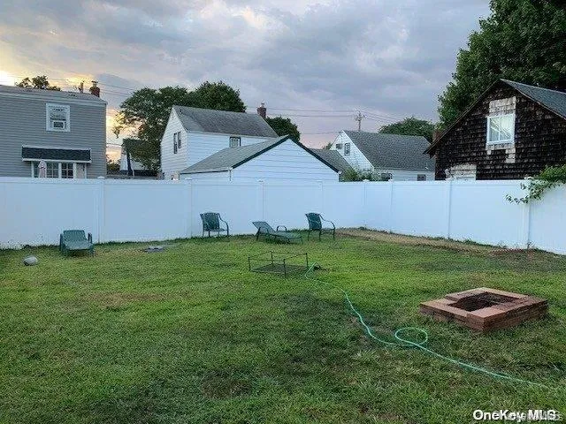 187 Perry Street Hempstead, NY 11550