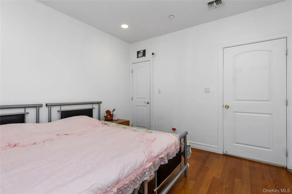 10716 37TH AVENUE #3B Corona, NY 11368
