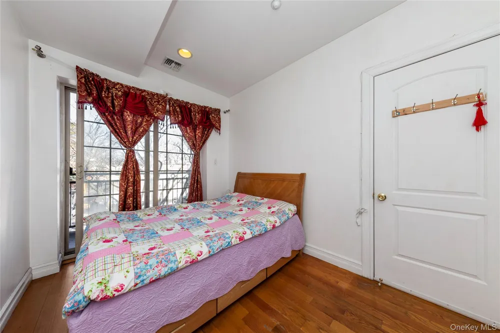 10716 37TH AVENUE #3B Corona, NY 11368