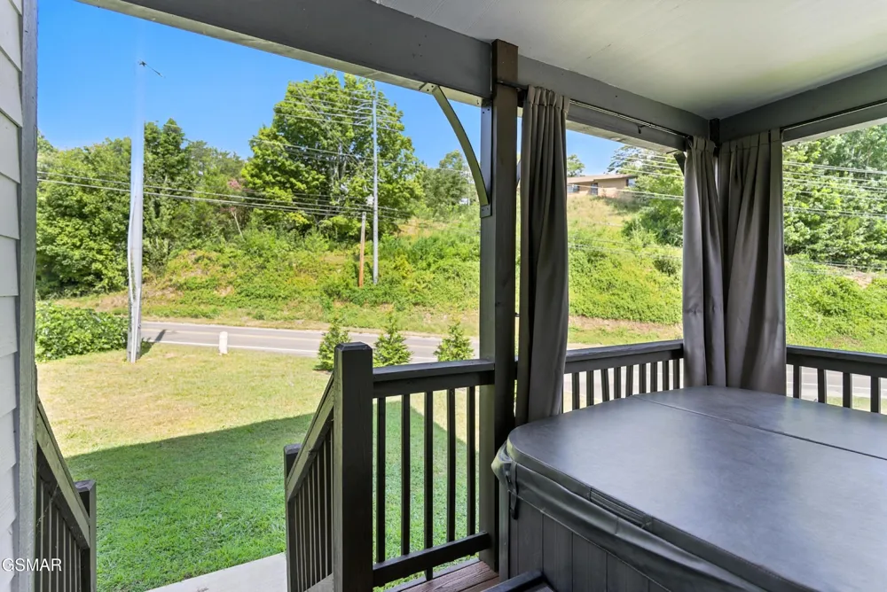 576 Dollywood Lane #1 Pigeon Forge, TN 37863