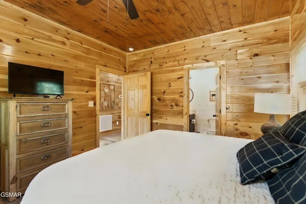 576 Dollywood Lane #1 Pigeon Forge, TN 37863