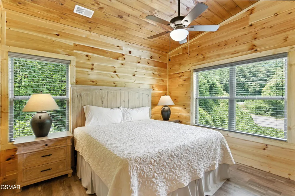 576 Dollywood Lane #1 Pigeon Forge, TN 37863