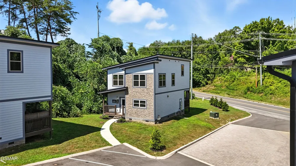 576 Dollywood Lane #1 Pigeon Forge, TN 37863