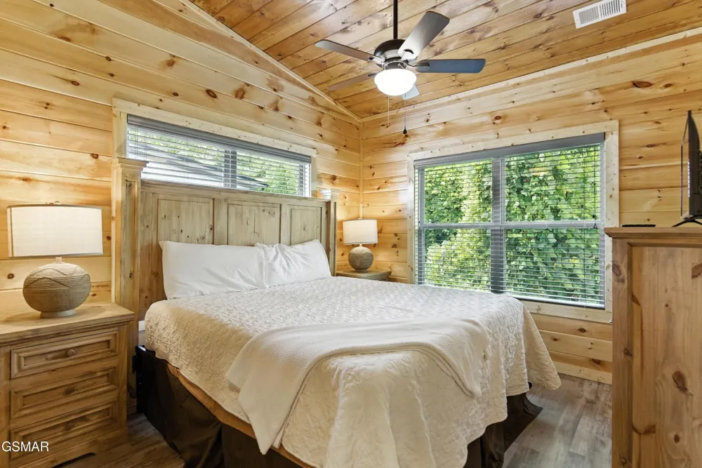576 Dollywood Lane #1 Pigeon Forge, TN 37863