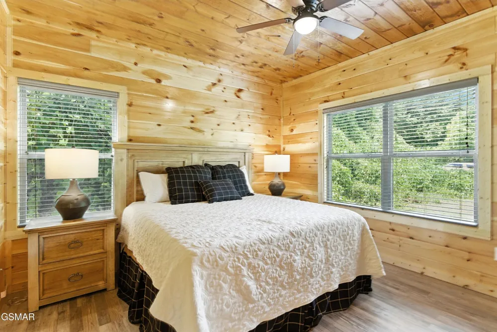 576 Dollywood Lane #1 Pigeon Forge, TN 37863