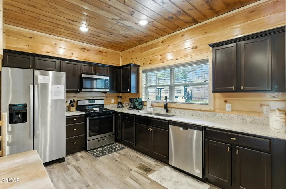 576 Dollywood Lane #1 Pigeon Forge, TN 37863
