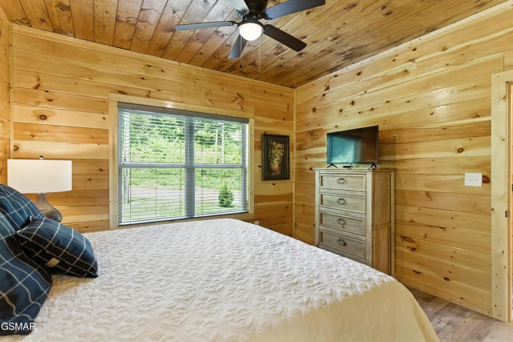 576 Dollywood Lane #1 Pigeon Forge, TN 37863