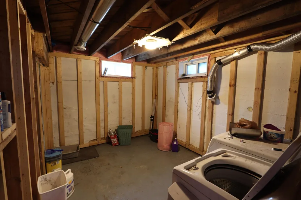 105 Atlantic Avenue E Badger, MN 56714