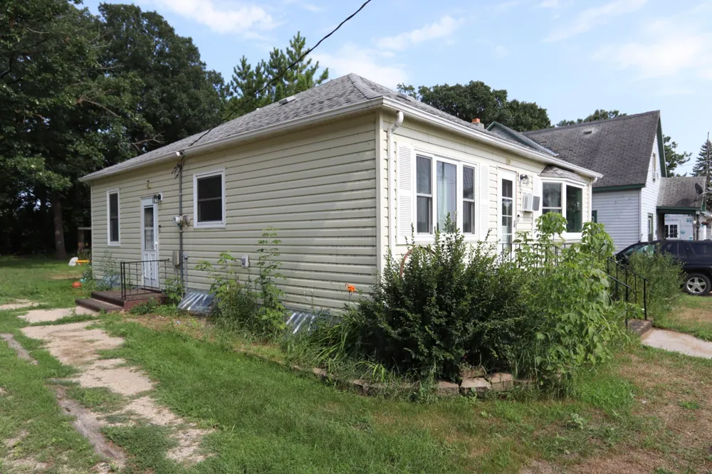 105 Atlantic Avenue E Badger, MN 56714