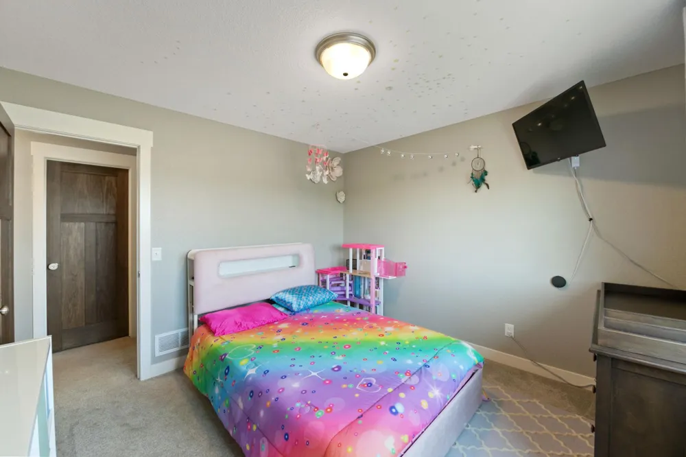 1106 Rolling Hills Drive NW Montgomery, MN 56069