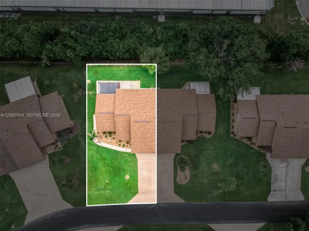 2418 Hidden Creek Cir Sebring, FL 33870