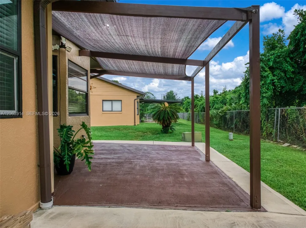 2418 Hidden Creek Cir Sebring, FL 33870