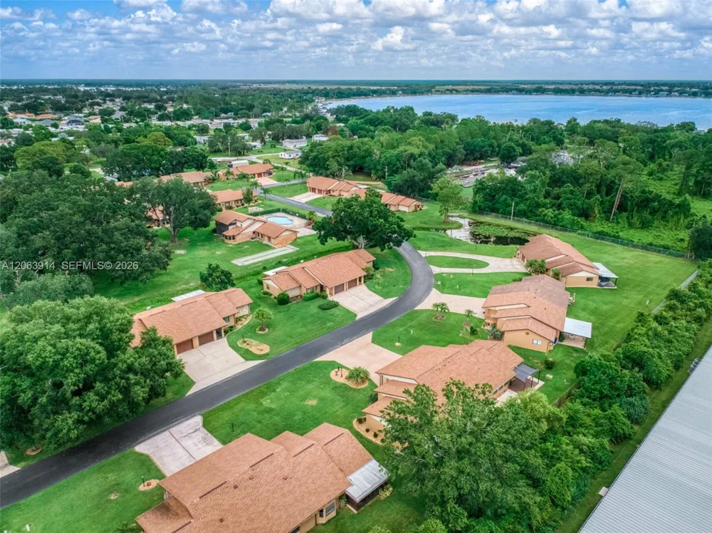 2418 Hidden Creek Cir Sebring, FL 33870