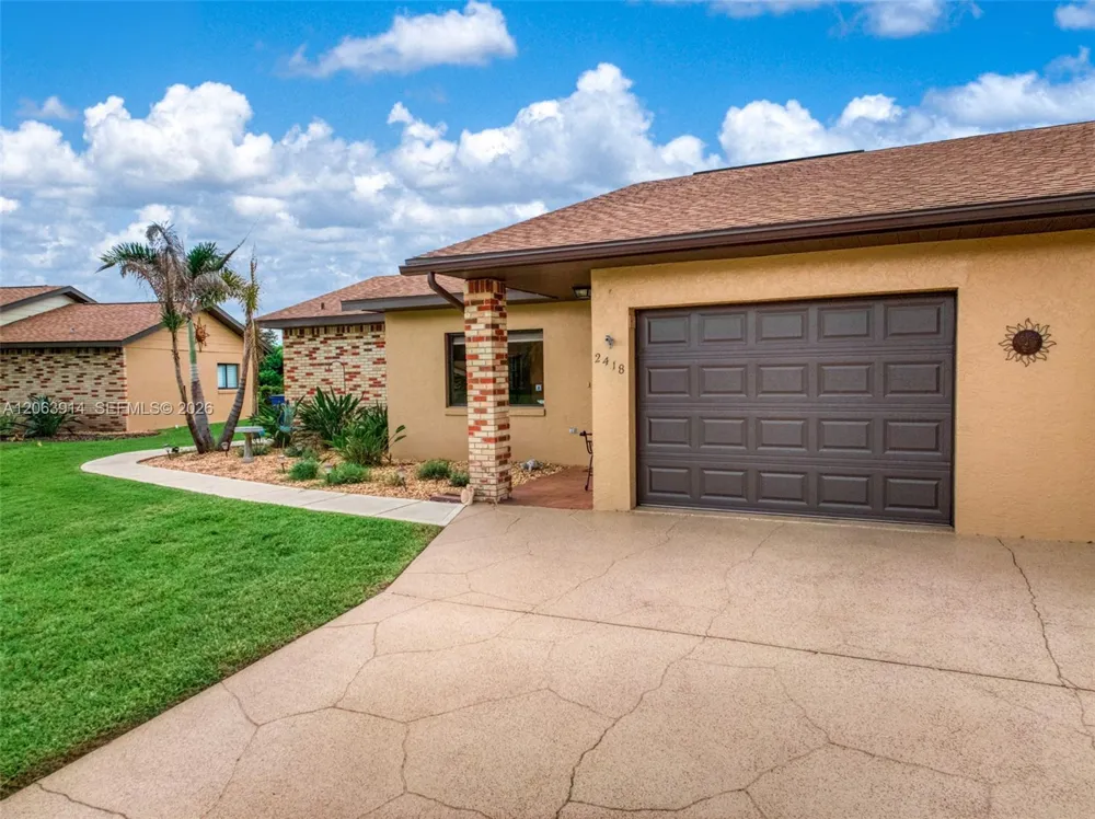 2418 Hidden Creek Cir Sebring, FL 33870