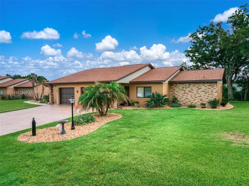 2418 Hidden Creek Cir Sebring, FL 33870
