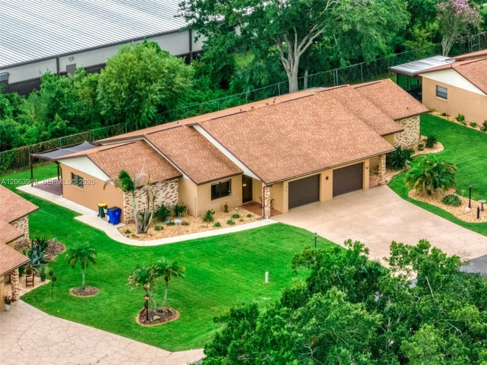 2418 Hidden Creek Cir Sebring, FL 33870