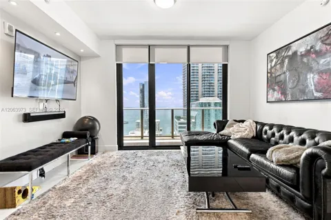 1010 Brickell Ave #2403