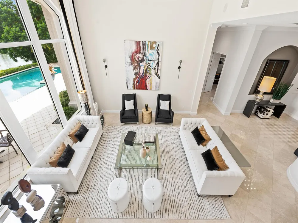 10621 Gray Hawk Street Street Plantation, FL 33324