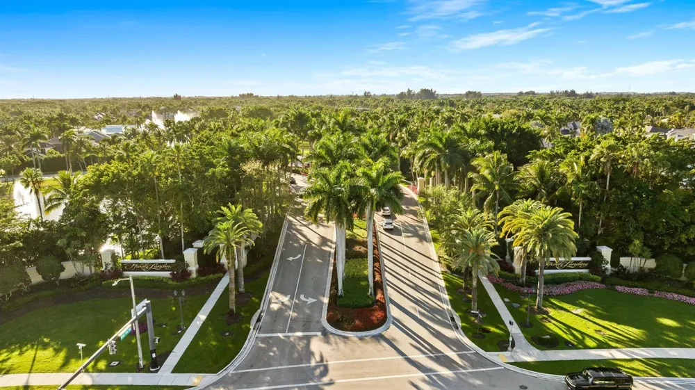 10621 Gray Hawk Street Street Plantation, FL 33324