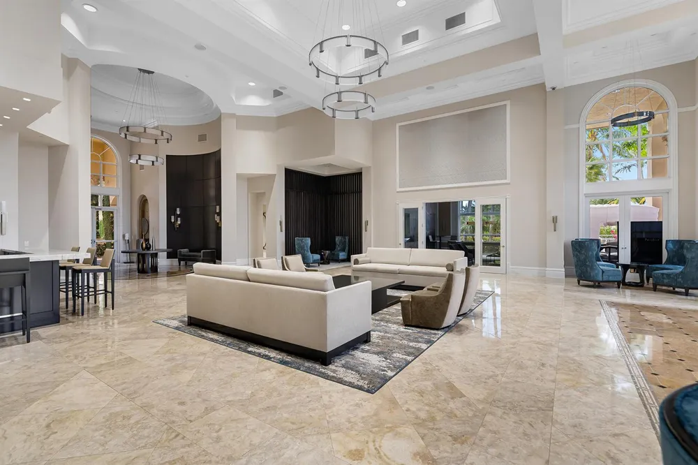 10621 Gray Hawk Street Street Plantation, FL 33324
