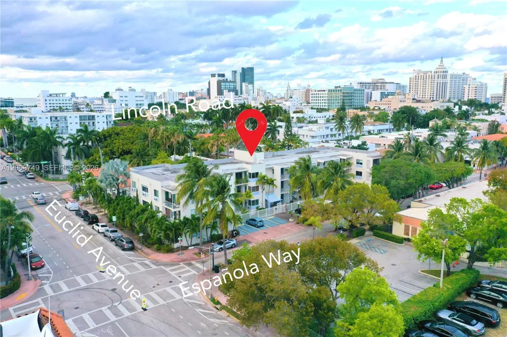 641 Espanola Way #24 Miami Beach, FL 33139